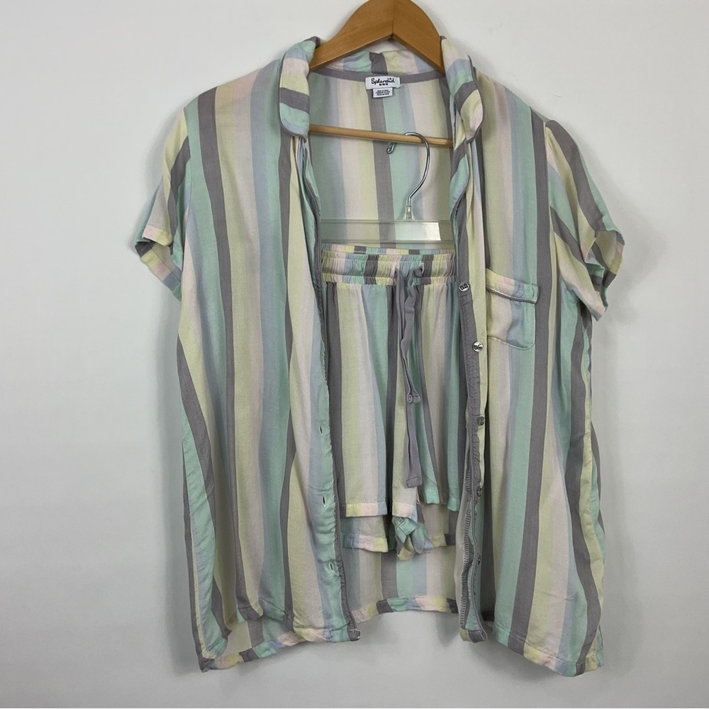 Splendid Striped Shorts Pajama Set‎ Size Medium